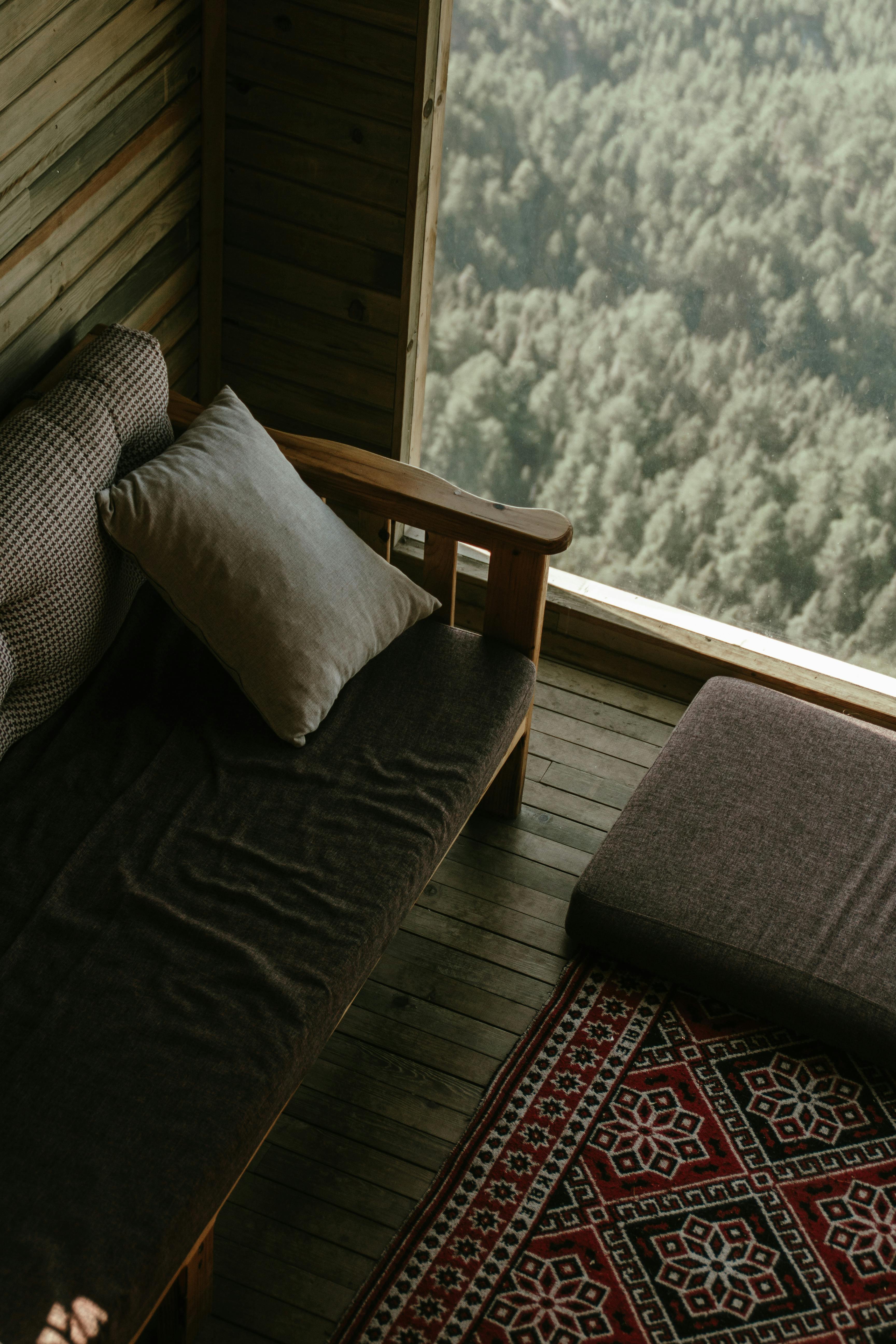 Servizi per Ville e Chalet,Pulizia, pulizia di lusso, igiene, brillantezza, sanificazione, cura degli ambienti, splendore, pulizia professionale, ordine, dettagli impeccabili, freschezza, alta qualità, servizio premium, perfezione, benessere, eleganza, comfort, ambiente raffinato, pulizia profonda.